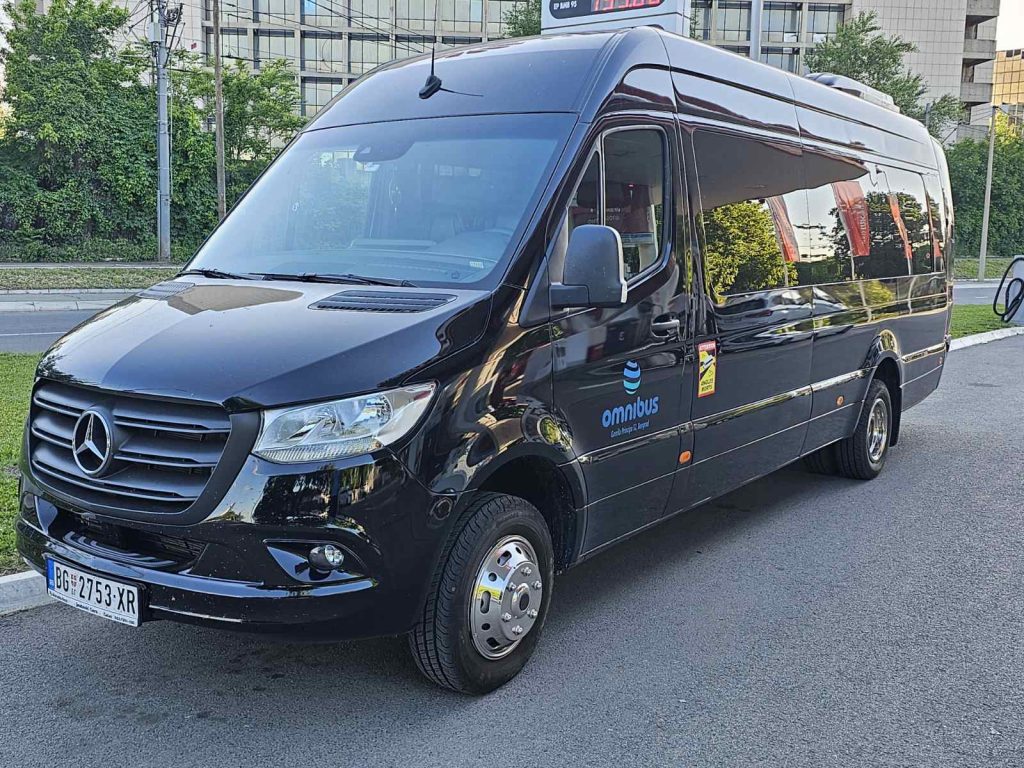 Mercedes Sprinter Iznajmljivanje autobusa