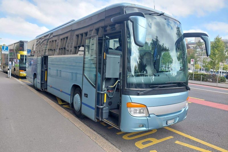 Setra-415-omnibus_3